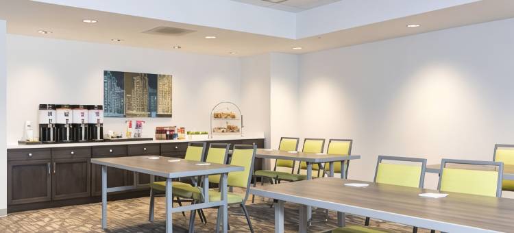 芝加哥绍姆堡希尔顿欢朋酒店及套房(Hampton Inn & Suites Chicago/Schaumburg)图片