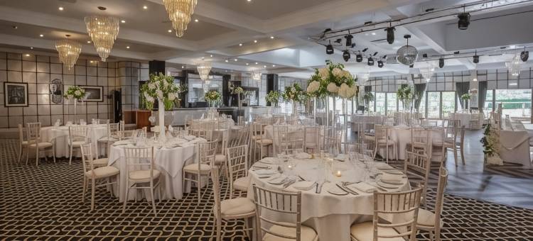 老荆棘庄园高尔夫乡村酒店(Old Thorns Hotel & Resort)图片