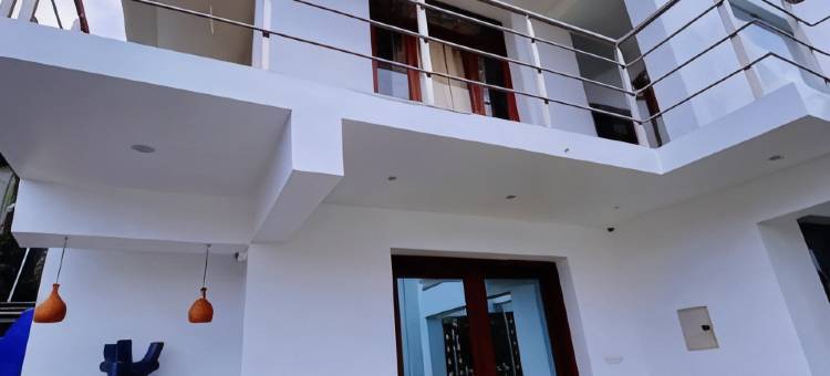 Fabhotel 斯里瓦里开间公寓(FabHotel Sri Vari Studio Apartment)图片