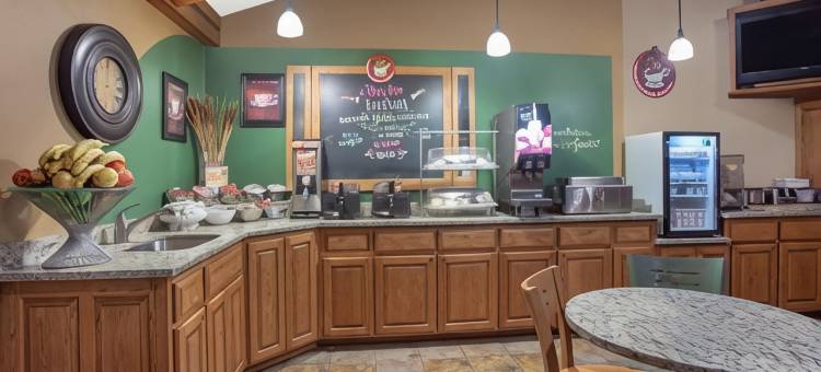 格林湾西美吟温德姆酒店(AmericInn by Wyndham Green Bay West)图片