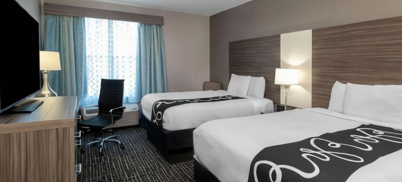 福赛斯拉昆塔温德姆套房酒店(La Quinta Inn & Suites by Wyndham Forsyth)图片