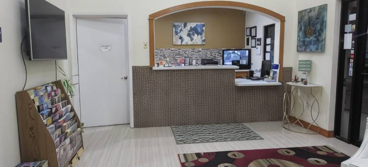 亨布尔IAH罗德威旅馆及套房(Rodeway Inn & Suites Humble IAH)图片