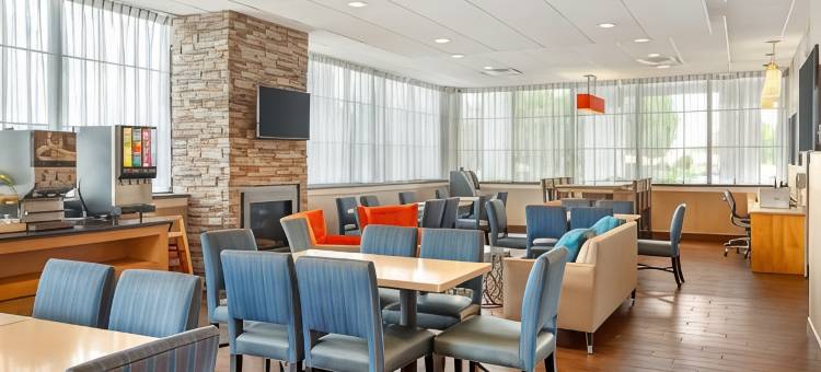 哈特福德贝斯特韦斯特套房酒店(Best Western Hartford Hotel  Suites)图片