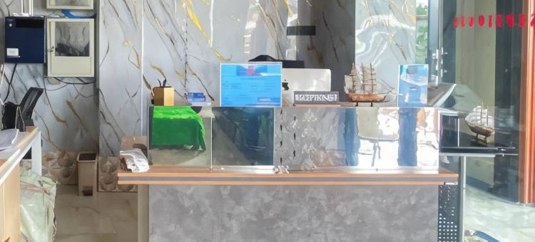 MVA Hotel Cafe and Resto Mitra RedDoorz图片