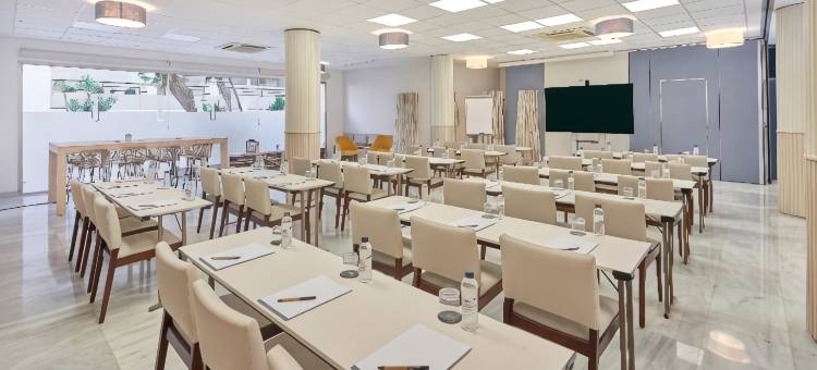 URH锡切斯海滩酒店(URH Sitges Playa)图片