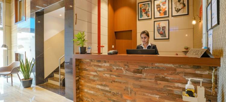 Fabhotel 斯达伍德公寓(FabHotel Starwood Residency - Behind Bmw Car Showroom)图片