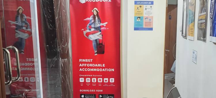 泗水梅詹宋科诺红多兹酒店(RedDoorz at Mayjen Sungkono Surabaya)图片