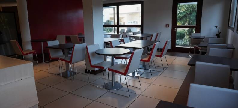 宜必思欧什酒店(Ibis Auch)图片