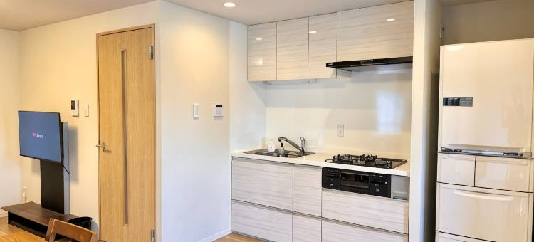 东京都心下北泽地铁6分钟五房独立公寓，100平大露台(Luxurious stay with a rooftop balcony of over 100 square meters!)图片