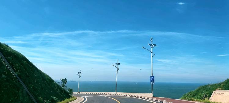 栖海石屋(蓝眼泪观景点流水镇模镜村沿海海滩店)图片