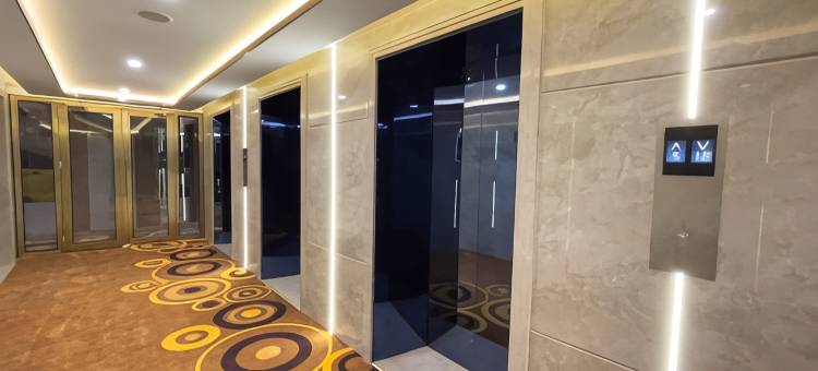 库东豪华酒店(Cua Dong Luxury Hotel)图片