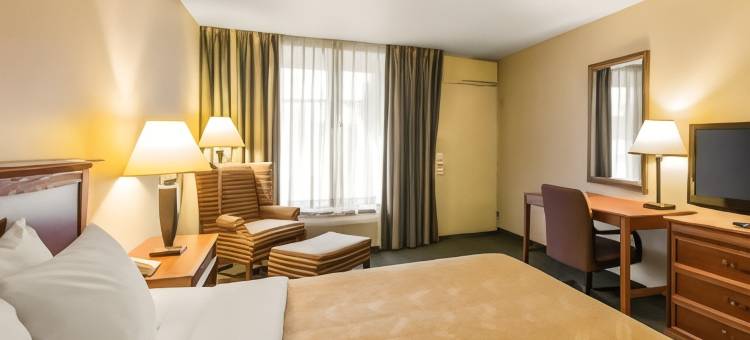 南麦克多诺I-75品质套房酒店(Quality Inn & Suites McDonough South I-75)图片