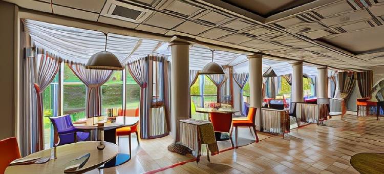 克洛斯酒店(Logis Hostellerie des Clos et Restaurant Bistrot des Grands Crus)图片