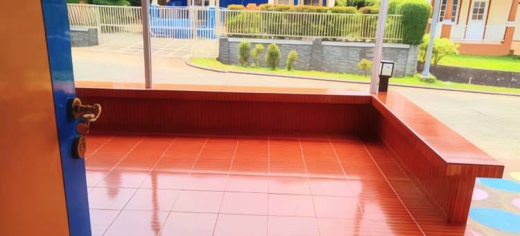 米基别墅-哥打邦加普卡(Villa Miky Kota Bunga Puncak Cianjur Bogor)图片
