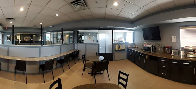 埃德蒙顿国际机场速8酒店(Super 8 by Wyndham Edmonton International Airport)图片