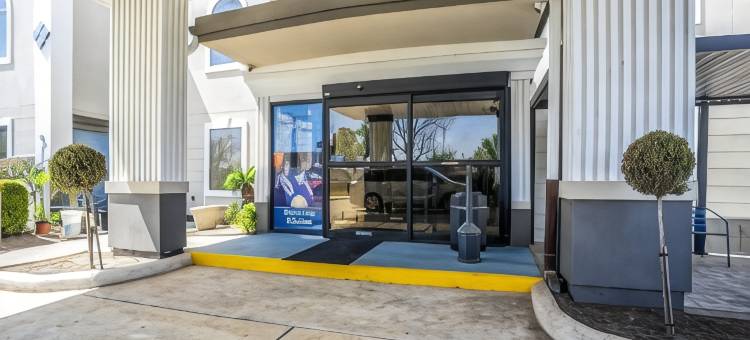 戴斯套房酒店-韦伯斯特航天航空局-克利尔湖-休斯顿(Days Inn & Suites by Wyndham NASA Space Center Houston)图片