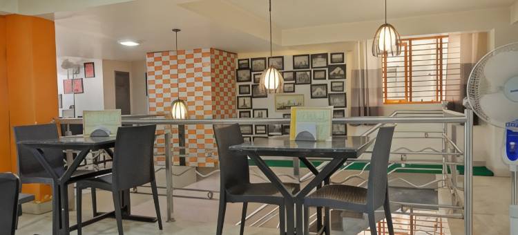 曼纳斯酒店(Mannars Residency)图片
