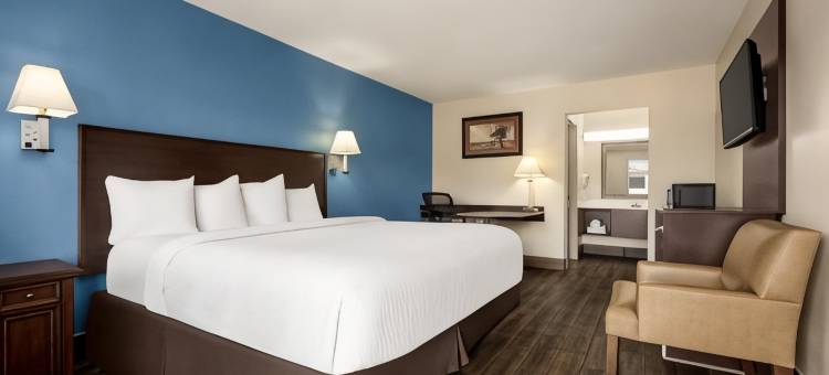 金曼温德姆贝蒙特酒店(Baymont by Wyndham Kingman)图片