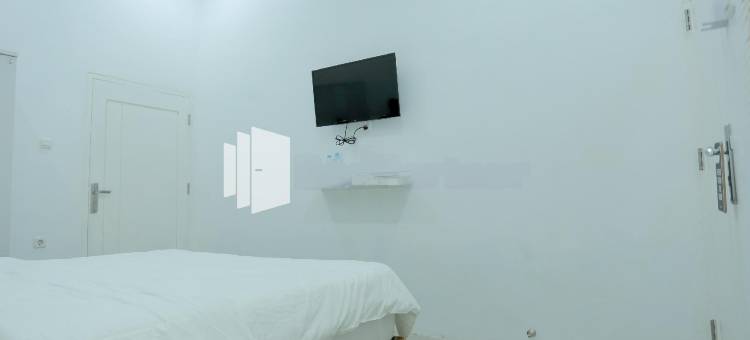 Pringgading Surf Camp Mitra RedDoorz图片