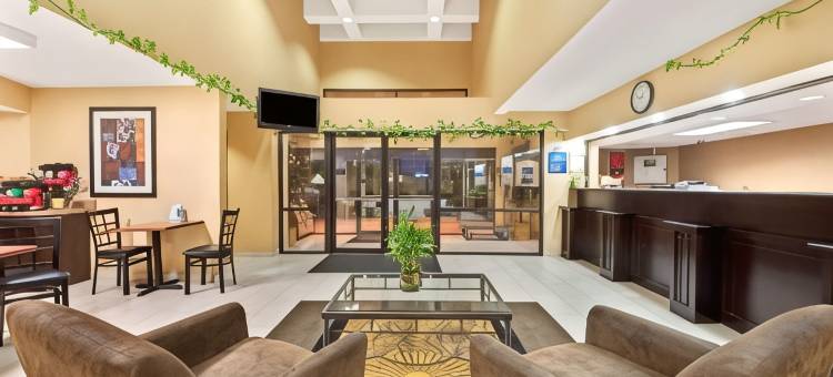 迪索托戴斯套房酒店(Days Inn & Suites by Wyndham DeSoto)图片