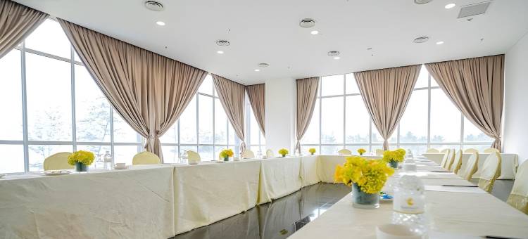 安默拉尔德度假村酒店(Amerald Resort Hotel Desaru)图片