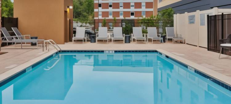 伯明翰科洛纳德-格兰德维尤万枫套房酒店(Fairfield Inn & Suites Birmingham Colonnade/Grandview)图片