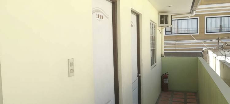 瑞德多兹酒店 - 近安格勒斯城市漫步街(RedDoorz near Walking Street Angeles City)图片