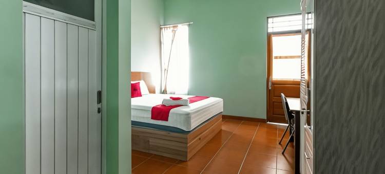 普罗 · 曼古内加兰附近的红门(RedDoorz Near Puro Mangkunegaran)图片