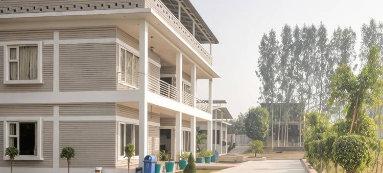 Super Townhouse Amaraa Farms Near LuLu Hypermarket图片