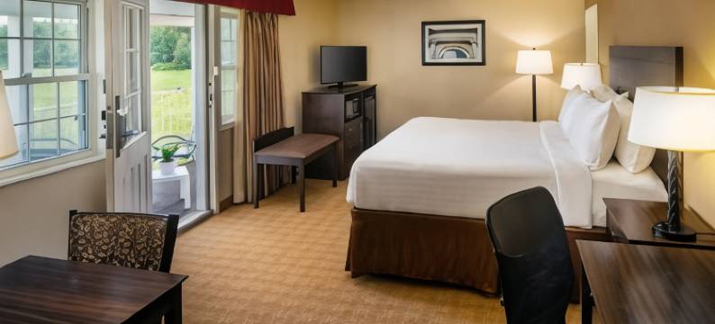 坎顿大学贝斯特韦斯特酒店(Best Western University Inn)图片