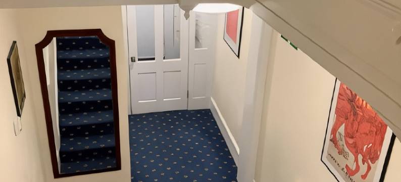 游隼楼酒店(Peregrine House)图片