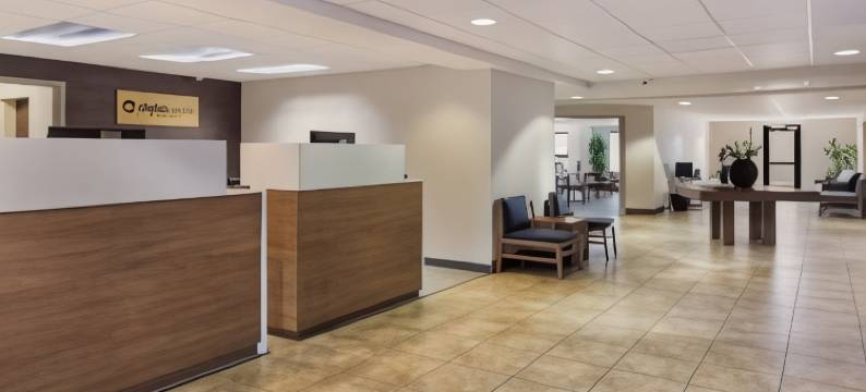 西艾叙莉套房酒店(Clarion Pointe Charleston - West Ashley)图片