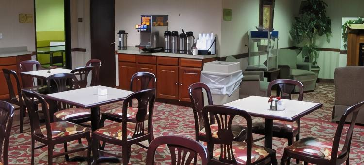 乔治敦商务中心贝斯特韦斯特优质酒店(Best Western Plus Georgetown Corporate Center Hotel)图片
