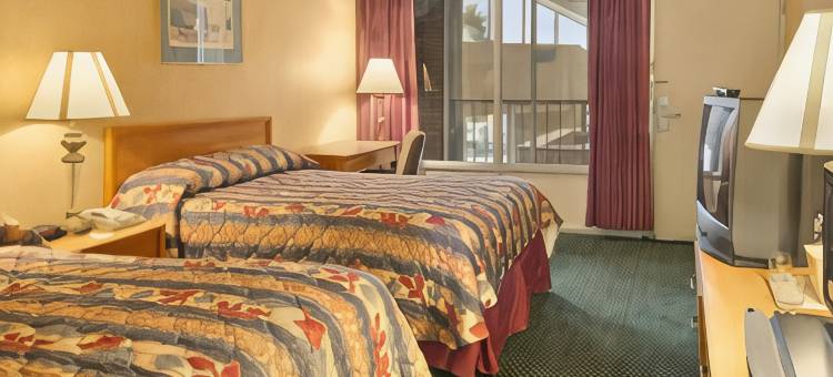 希尔顿逸林套房酒店-查尔斯顿机场(DoubleTree by Hilton Hotel and Suites Charleston Airport)图片