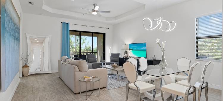 珊瑚角西南区中心顶层套房2(Penthouse Suite 2 in the heart of SW Cape Coral)图片
