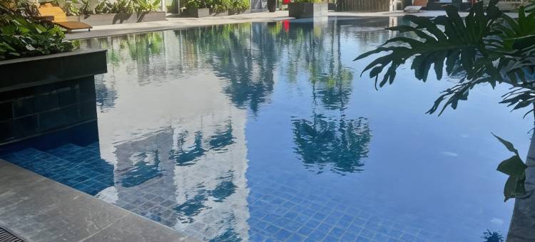 COZY 2BR Pinewood Apt Jatinagor w/ Wi-Fi & Pool图片