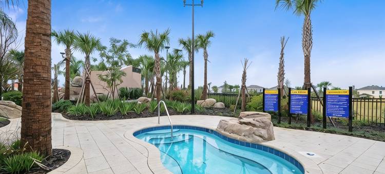 在Solterra度假村的Leslies Retreat 6卧室家庭(Leslies Retreat at Solterra Resort 6 Bedroom Home)图片