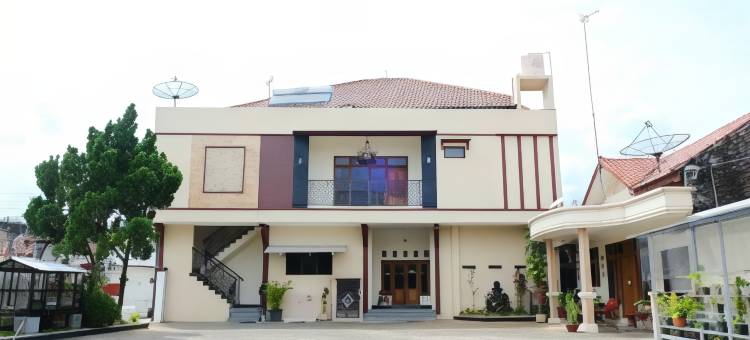 Homestay Griya Kinasih Syariah Pati Mitra RedDoorz图片