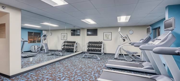 波士顿图克斯伯里/安多弗万枫酒店(Fairfield Inn Boston Tewksbury/Andover)图片