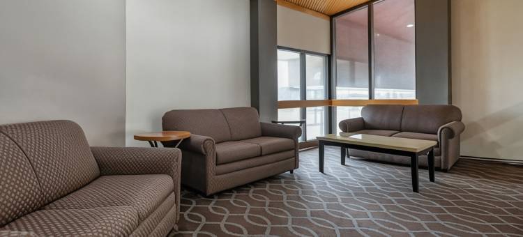 郊区长住酒店(Suburban Studios Lafayette)图片