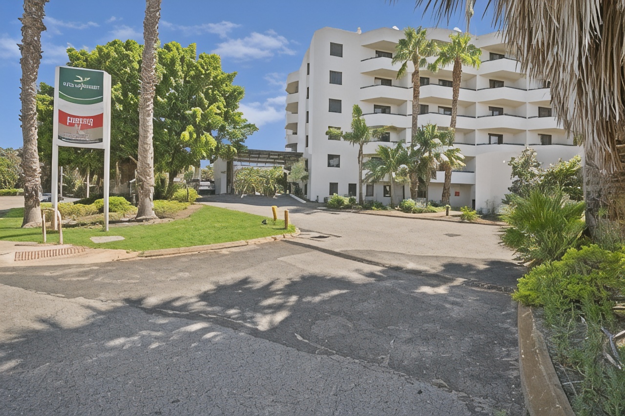 Atrium Hotel Mandurah Over view