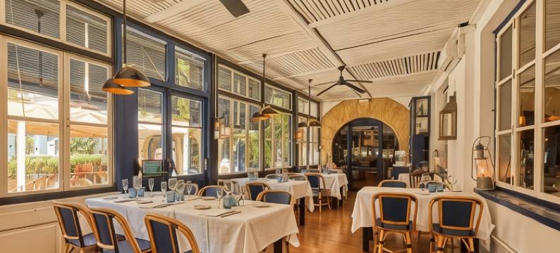 特利亚斯酒店(Hotel Trias)图片