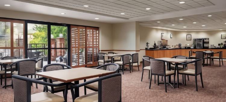 路易斯维尔东部蔚景温德姆酒店(Wingate by Wyndham Louisville East)图片