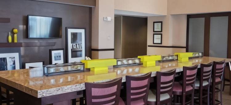 俾斯麦西北欢朋酒店(Hampton Inn & Suites Bismarck/Northwest)图片