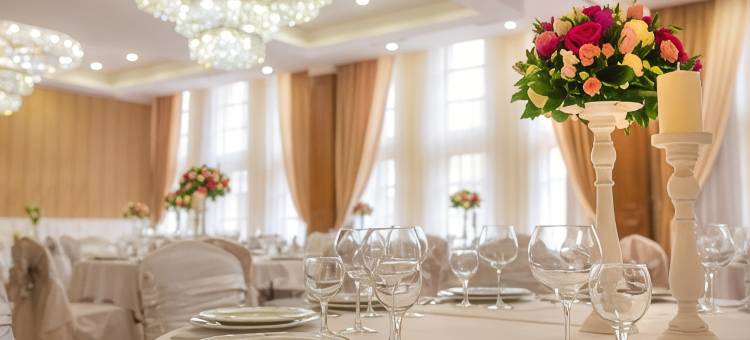 阿拉木图温德姆华美达酒店(Ramada by Wyndham Almaty)图片