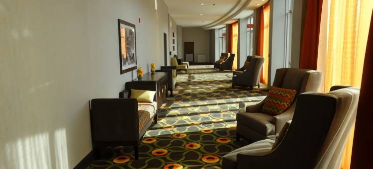 Holiday Inn 卡温顿的东南亚(Holiday Inn COVINGTON by IHG)图片