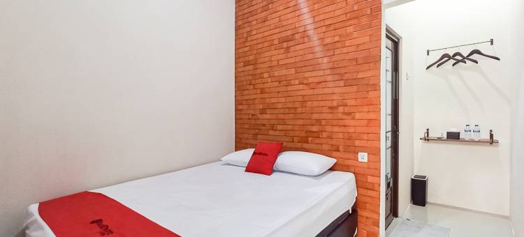 RedDoorz near RSUD Gambiran Kota Kediri图片