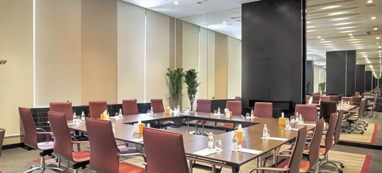 瓦哈中心罗塔纳酒店(Centro Waha Riyadh Hotel)图片