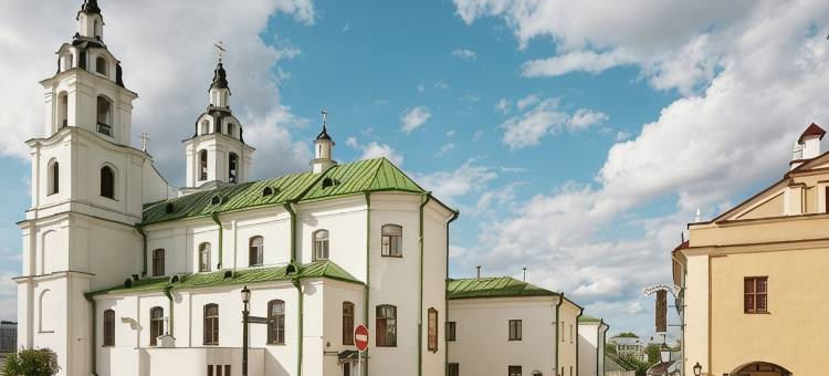 明斯克市中心莫娜四提凯酒店(Hotel Monastyrski Minsk City Centre)图片