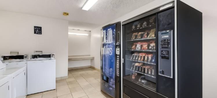 罗德威酒店-哥伦布西(Rodeway Inn)图片
